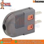 ENCHUFE PLANO REVERSIBLE 2P 15A 125/220V GRIS