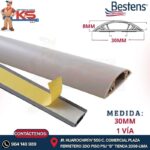 CANALETA DE PISO 30MM X 8MM X 2MTS 1 VÍA GRIS CON ADHESIVO