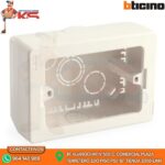 CAJA MODULAR 4X2" 3 MÓDULOS + TARUGOS
