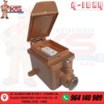 TOMACORRIENTE INDUSTRIAL SIMPLE 15A CON CAJA DE BRONCE