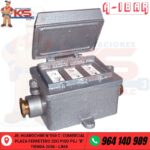 TOMACORRIENTE INDUSTRIAL TRIPLE 15A CON CAJA DE ALUMINIO